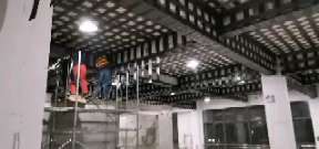 隆安一商场梁，楼板碳纤维加固施工
